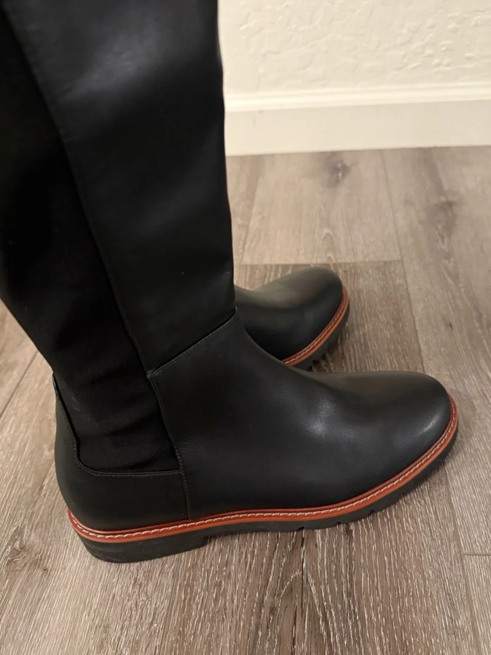 Stuart Weitzman Black Leather Adrina City Boot Over The Knee Boots Size 9 / 39.5